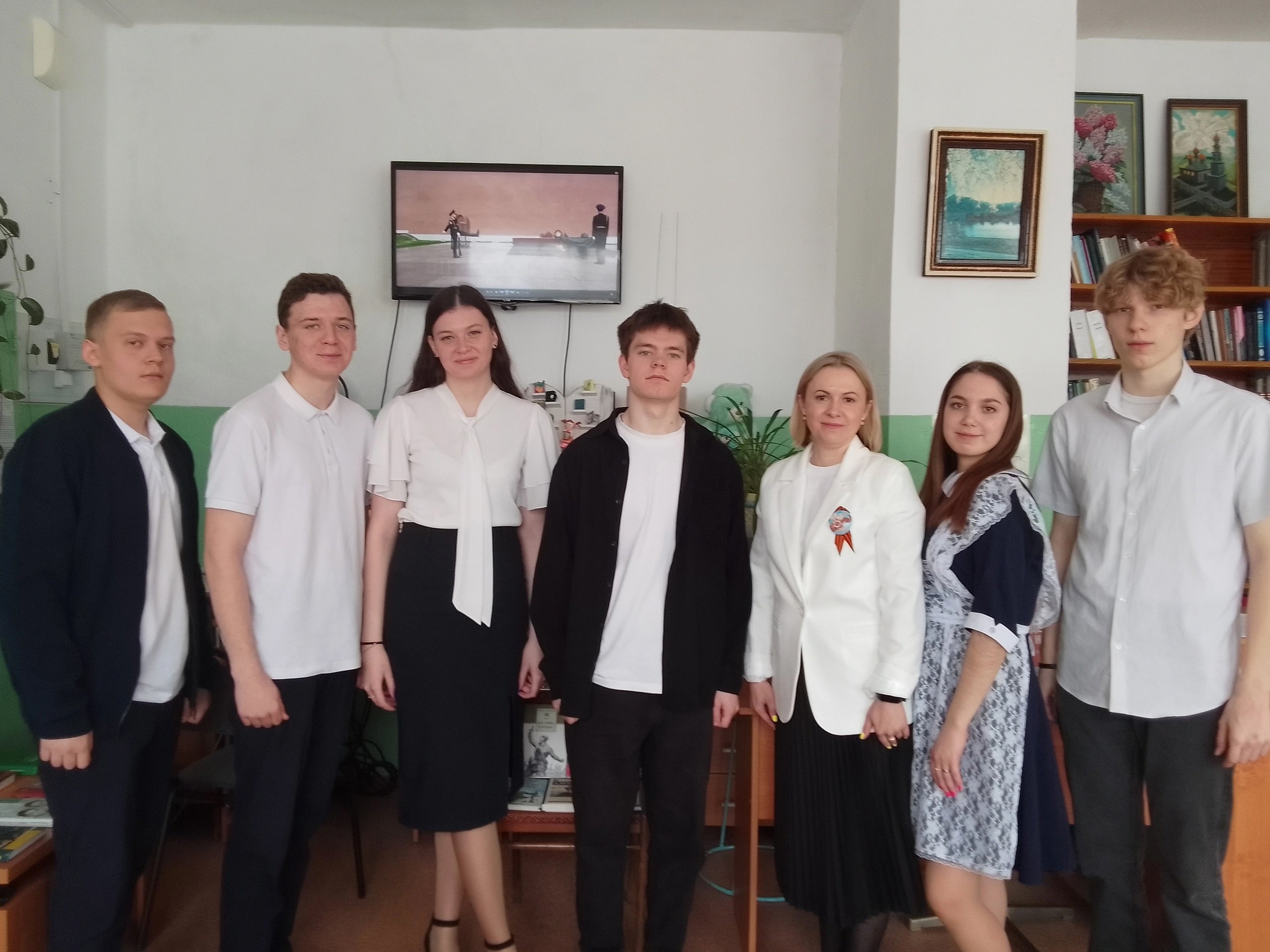 &amp;quot;Войны священные страницы навечно в памяти людской&amp;quot;.